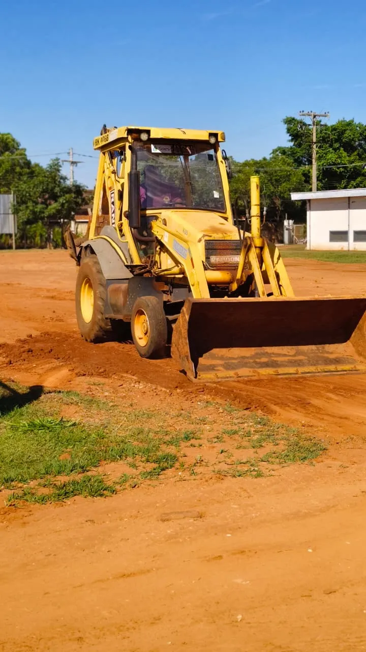 Manutenção finalizada em Retroescavadeira no campo
